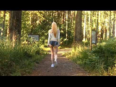 ❤️ Piękna kobieta porusza się powoli, nie naga wideo Porno at us pl.allo-sex.ru